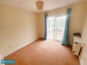 Dining Room- click for photo gallery